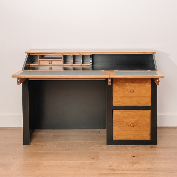 Fliptop Desk