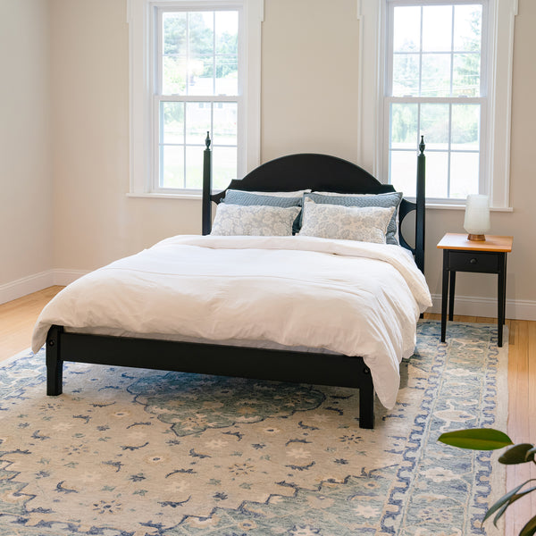 Low Pencil Post Bed