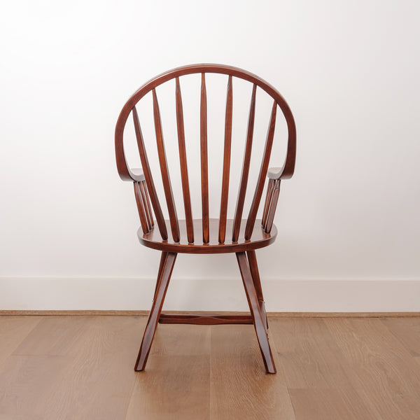 Continuous Bow Armchair