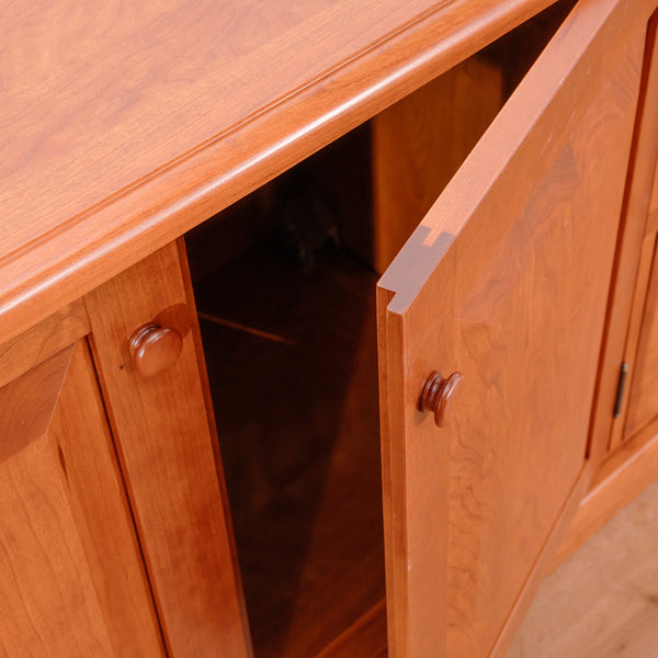 Credenza