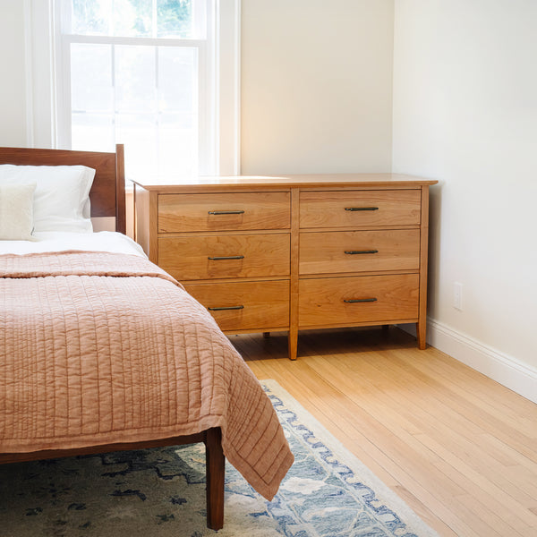 6 Drawer Dresser with Tapered Legs