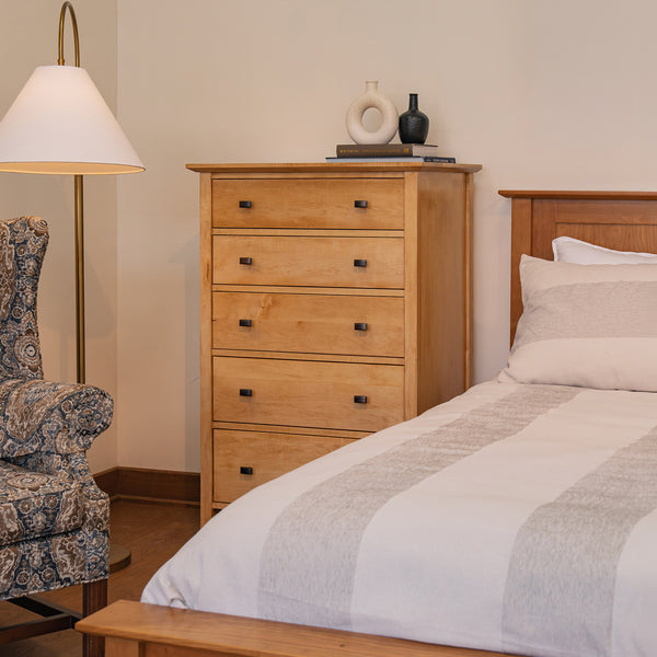 5 Drawer Dresser with Tapered Legs
