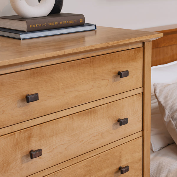 5 Drawer Dresser with Tapered Legs