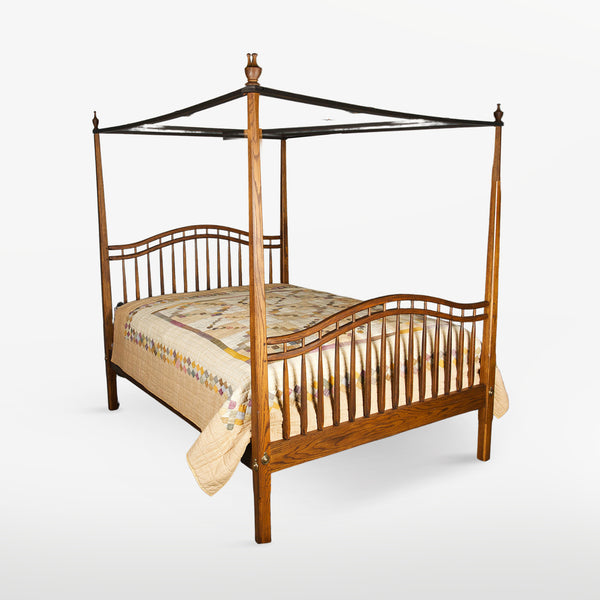 Queen Anne Pencil Post Bed